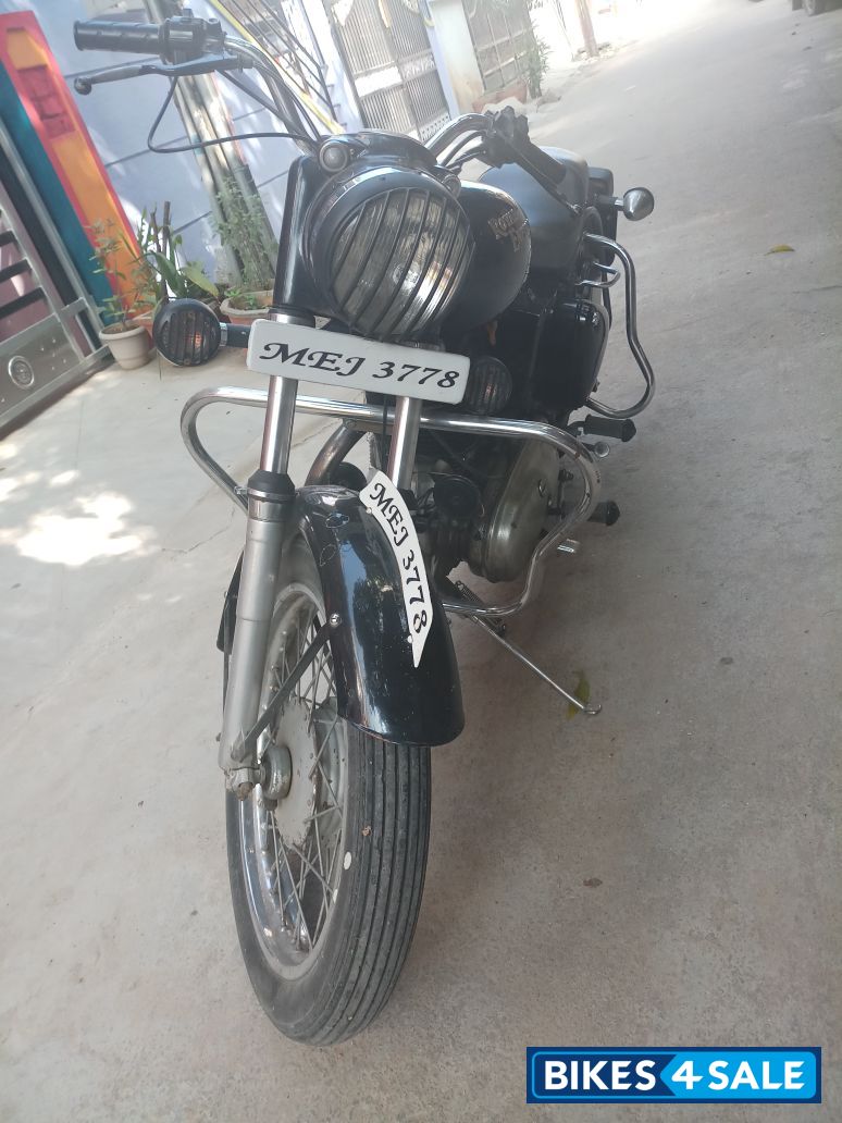 Black Royal Enfield Bullet