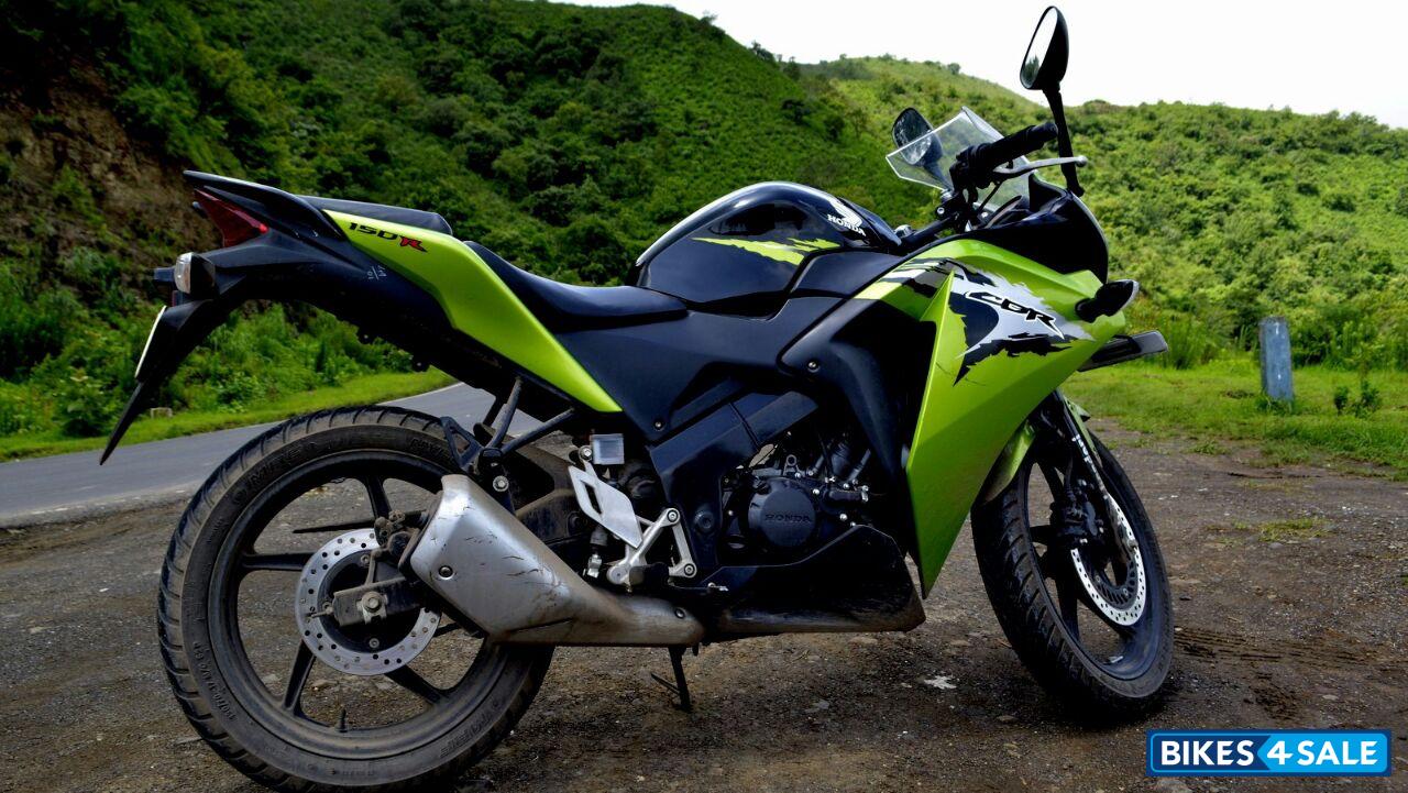 Black And Green Honda CBR 150R