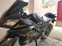 Gold Yamaha YZF R15 V2