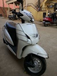 White Honda Activa