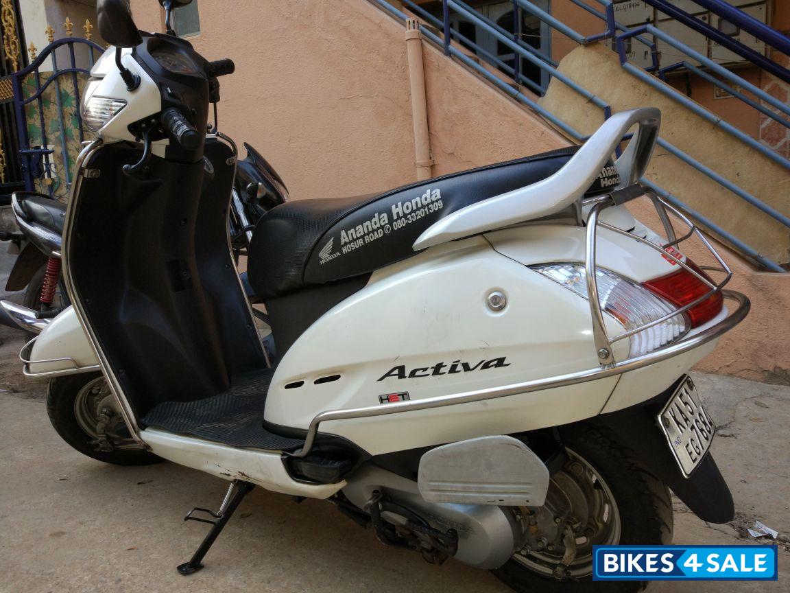 White Honda Activa White Honda Activa