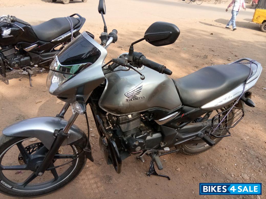 Silver Honda CB Unicorn