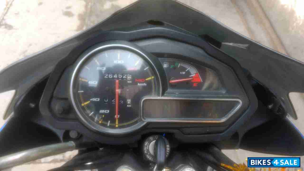 Blue Bajaj Discover 125 ST