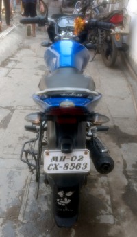 Blue Bajaj Discover 125 ST