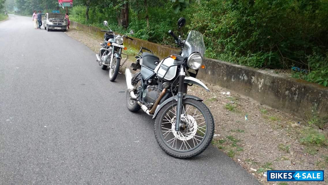 White Royal Enfield Himalayan