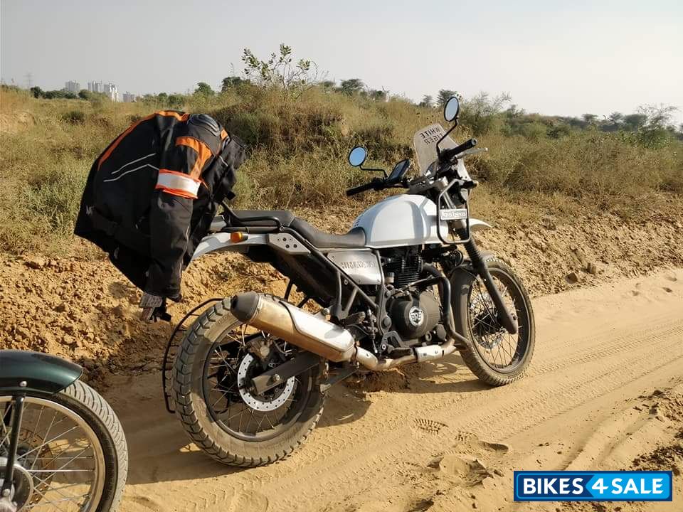 White Royal Enfield Himalayan