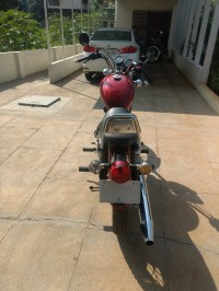 Red Royal Enfield Thunderbird TwinSpark 350