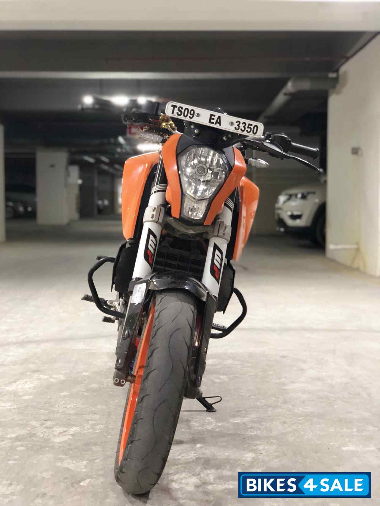 Orange KTM Duke 200