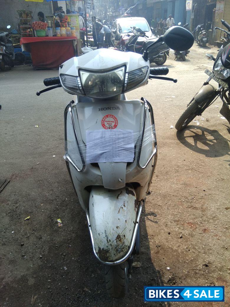 White Honda Activa