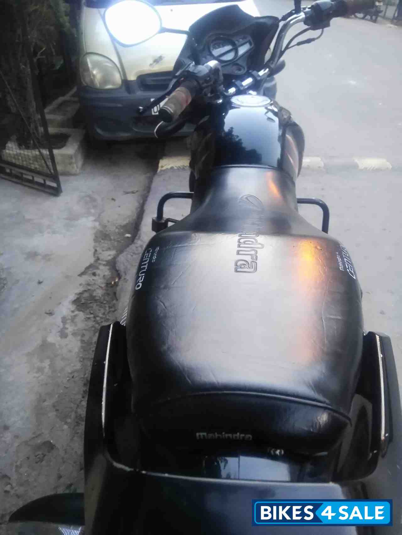 Black Red Mahindra Centuro NXT