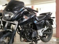 Black Bajaj Pulsar 180 DTSi