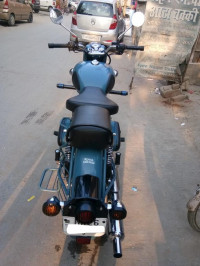 Royal Enfield Classic Squadron Blue