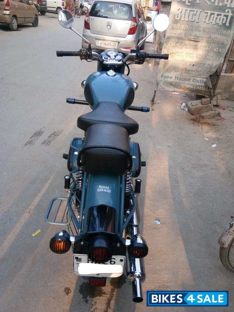 Royal Enfield Classic Squadron Blue Royal Enfield Classic Squadron Blue