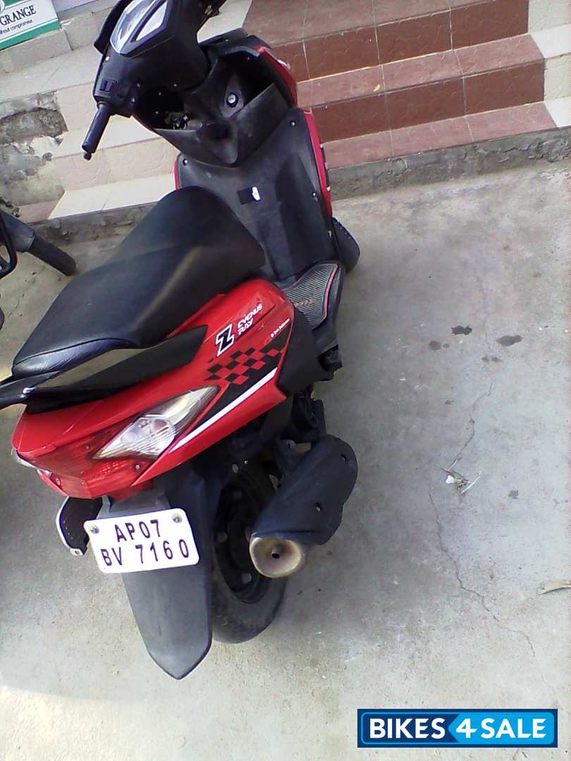 Red And Black Yamaha Ray Z