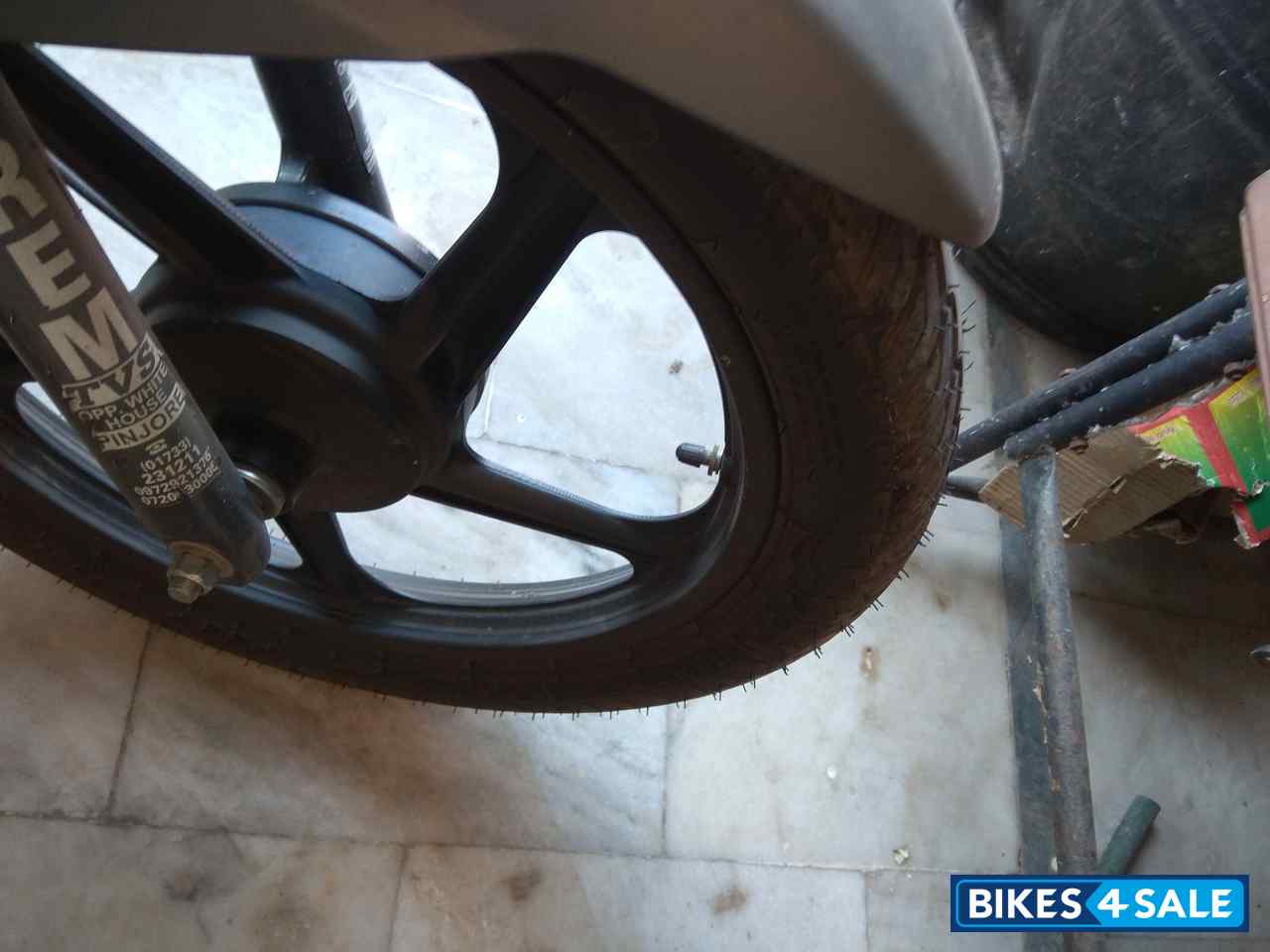 Silver TVS Star City 110