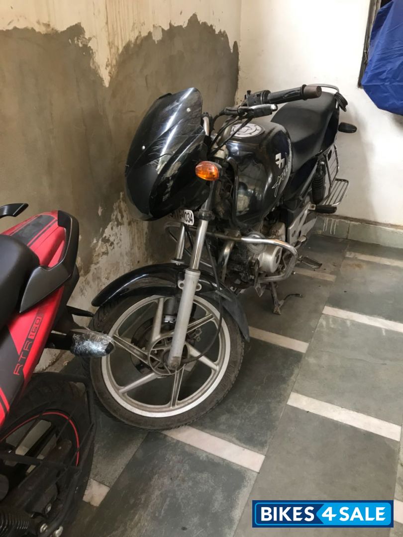 Black Bajaj Pulsar 150 DTSi Black Bajaj Pulsar 150 DTSi