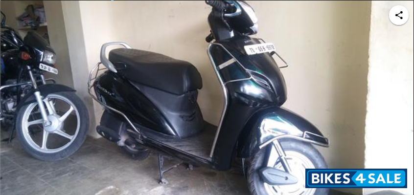 Black Honda Activa 3G