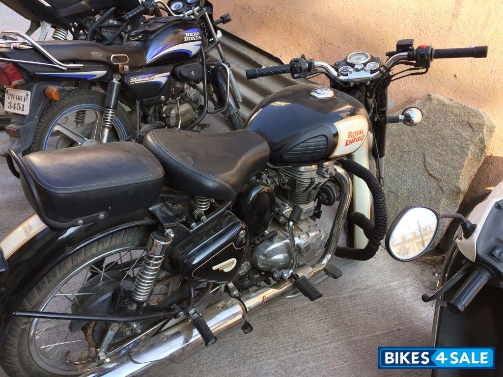 Black Royal Enfield Classic 500 Black Royal Enfield Classic 500