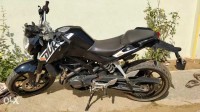Black KTM Duke 200