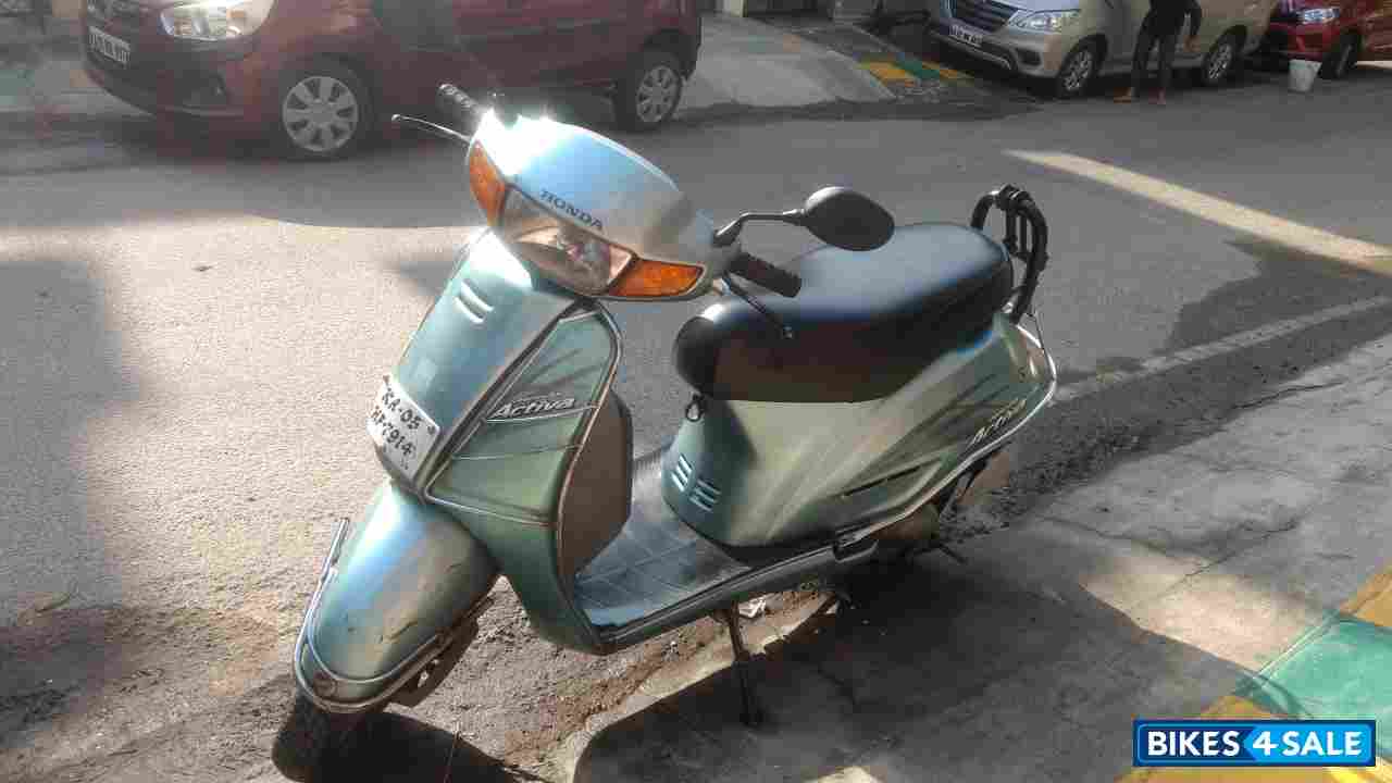 Metallic Green Honda Activa