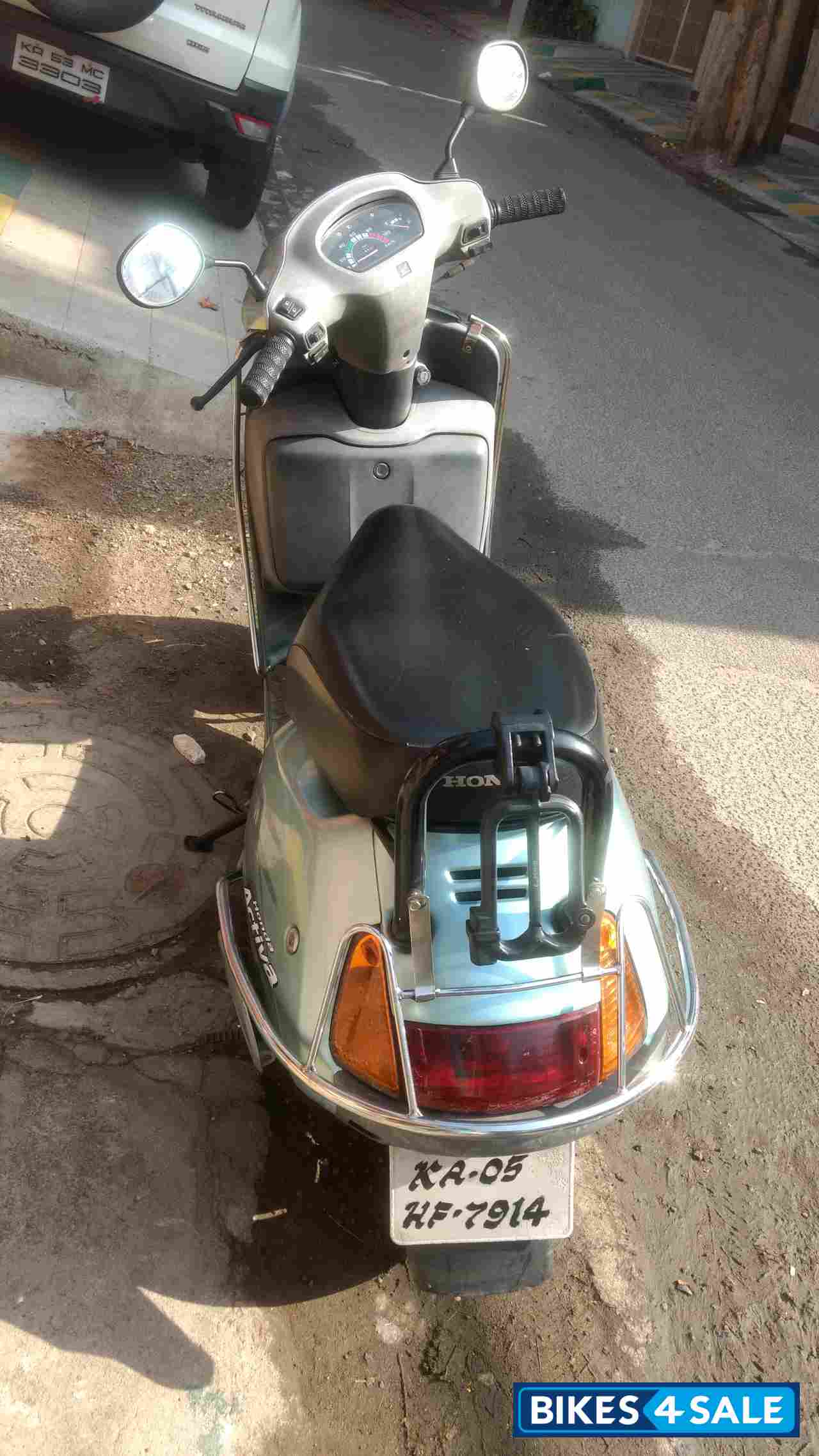 Metallic Green Honda Activa