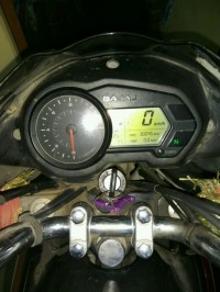 Black And Mehroom Bajaj XCD 135 DTS-Si
