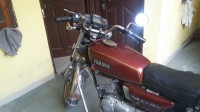 Meroon Yamaha RX 135