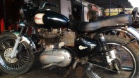 Black Royal Enfield Bullet Electra 5S
