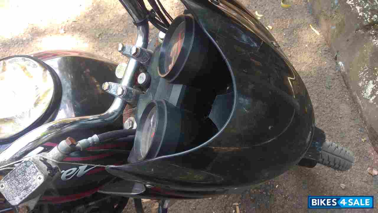 Black, Violate Bajaj Discover 150 S