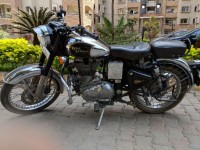 Black Royal Enfield Classic Chrome