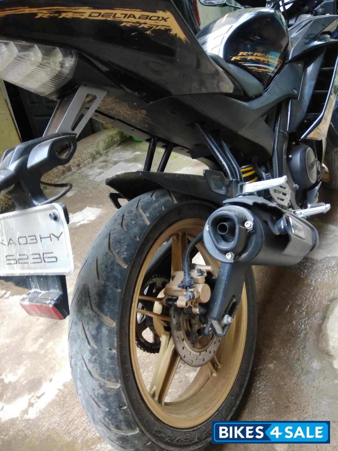 Black N Golden Yamaha YZF R15 V2