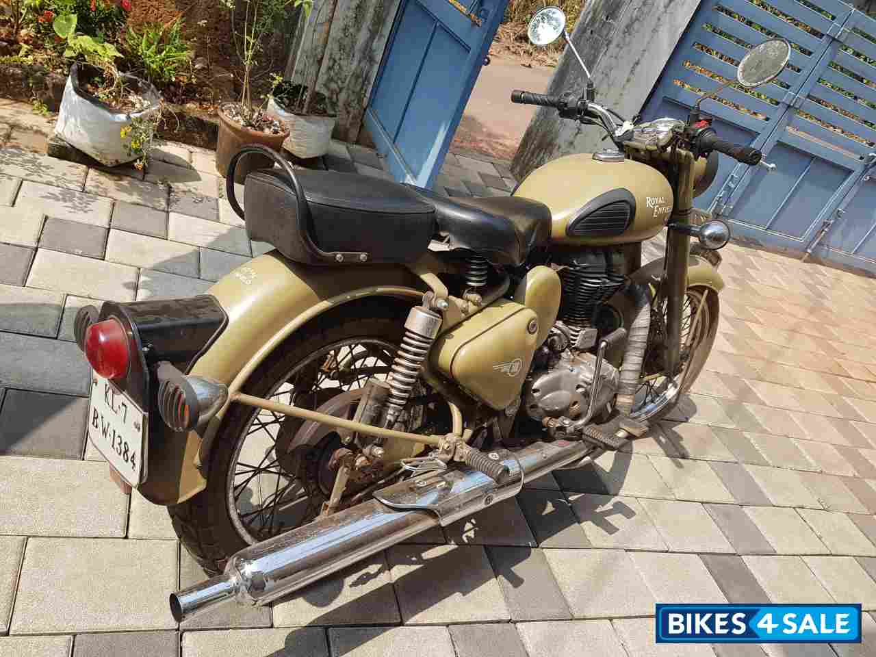 Desert Storm Royal Enfield Classic Desert Storm