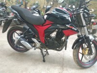 Black Suzuki Gixxer 150