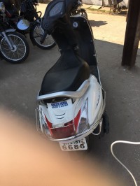 White Honda Activa 3G