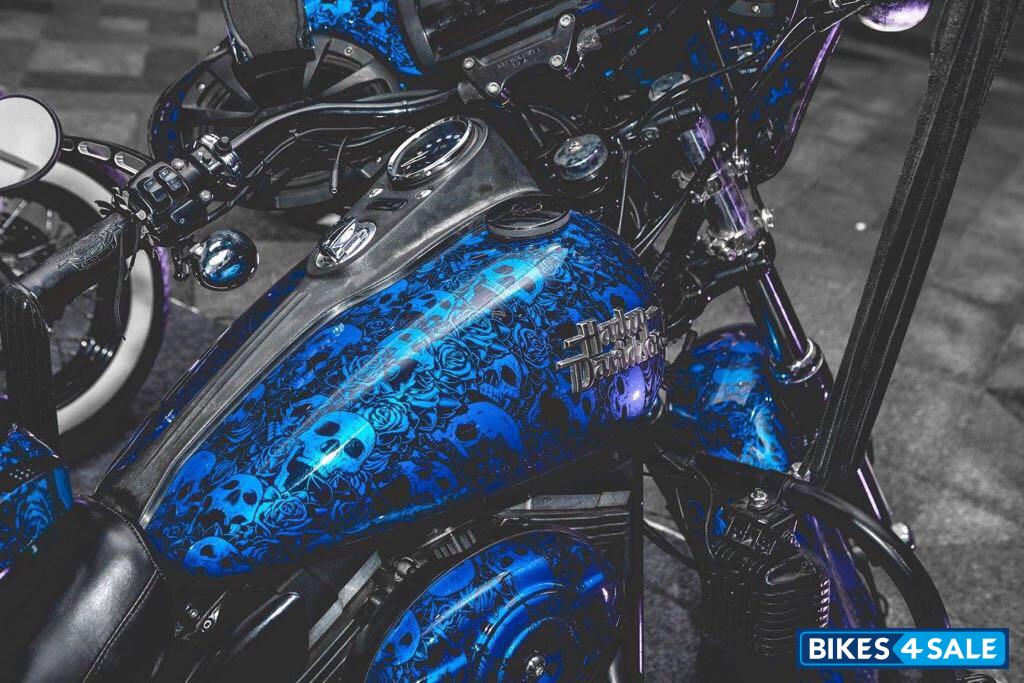 Blue Harley Davidson Dyna FXDC Super Glide Custom