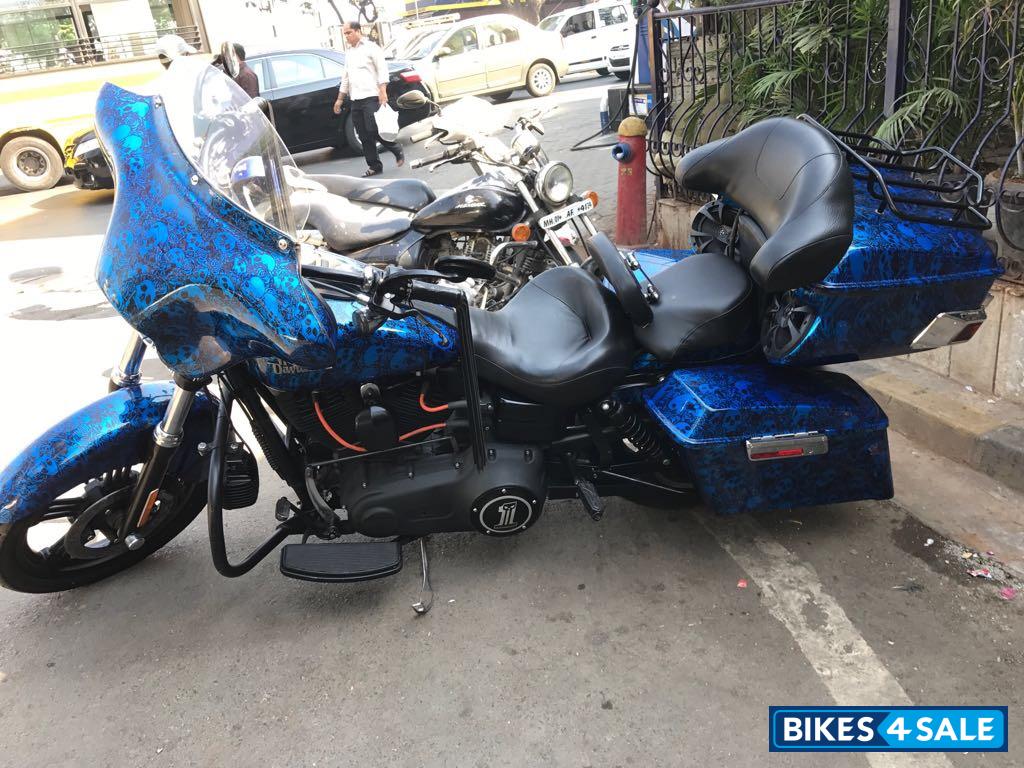 Blue Harley Davidson Dyna FXDC Super Glide Custom