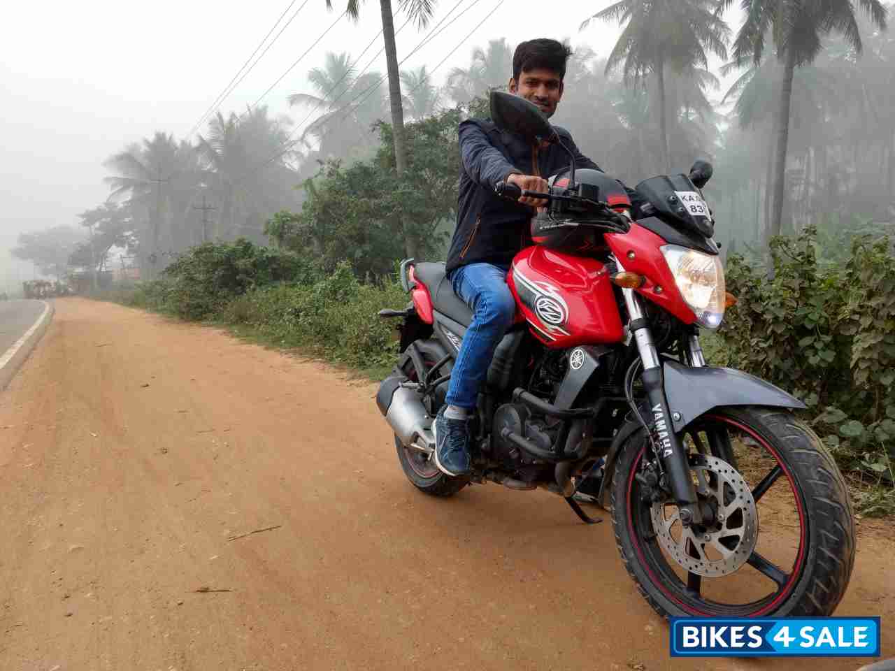 Red W Grey Yamaha FZ-S