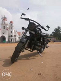 Black Royal Enfield Classic 350