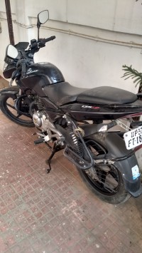 Black Bajaj Pulsar 135LS
