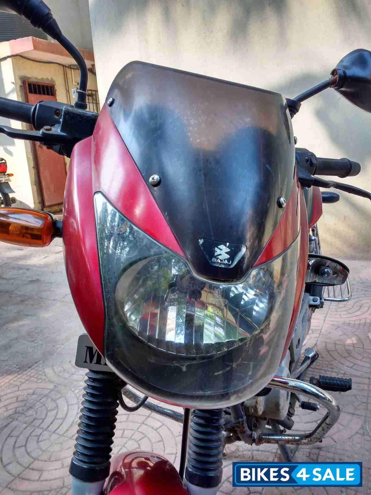 Red Bajaj Pulsar 150 DTSi