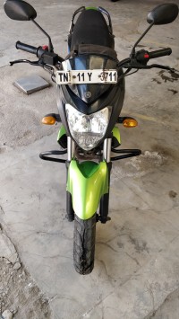 Green Yamaha FZ-S