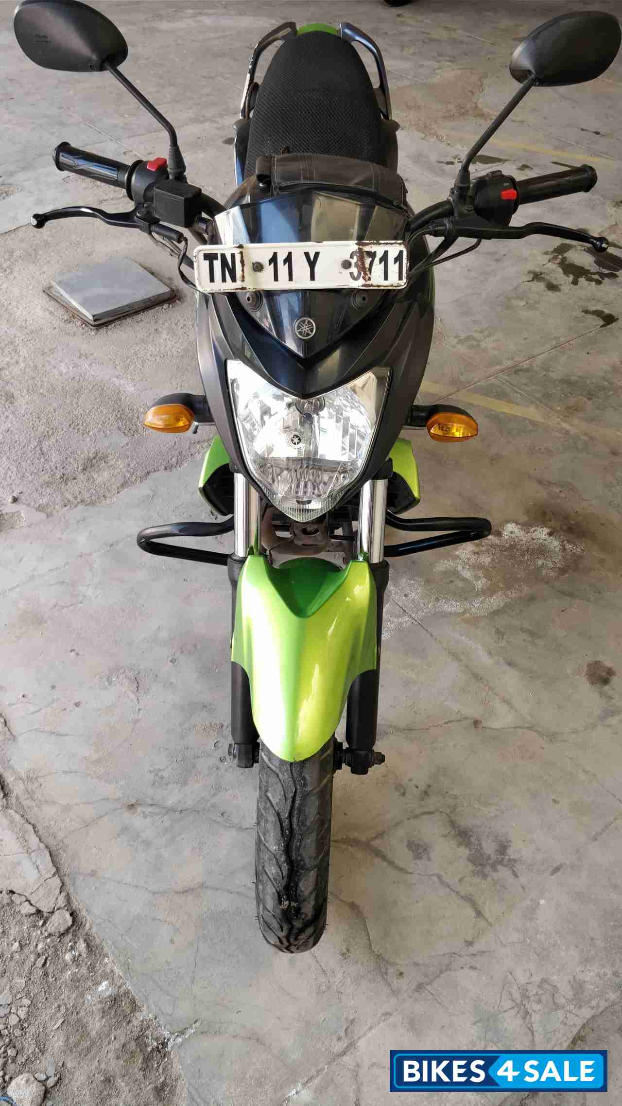 Green Yamaha FZ-S