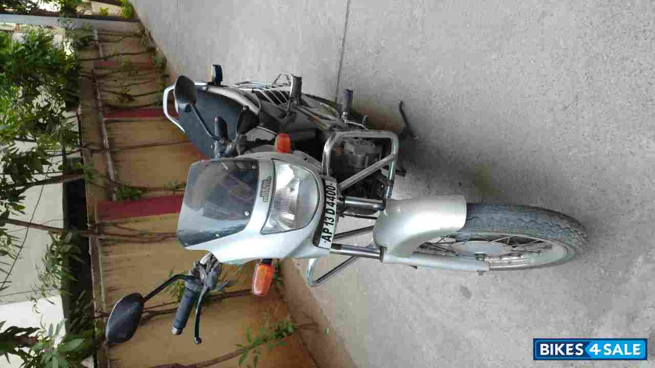 Silver Hero CBZ Silver Hero CBZ