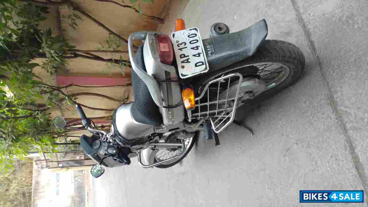 Silver Hero CBZ Silver Hero CBZ