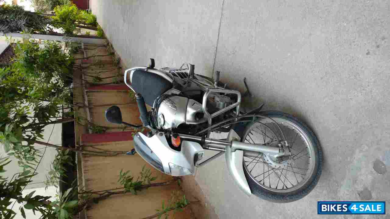 Silver Hero CBZ Silver Hero CBZ