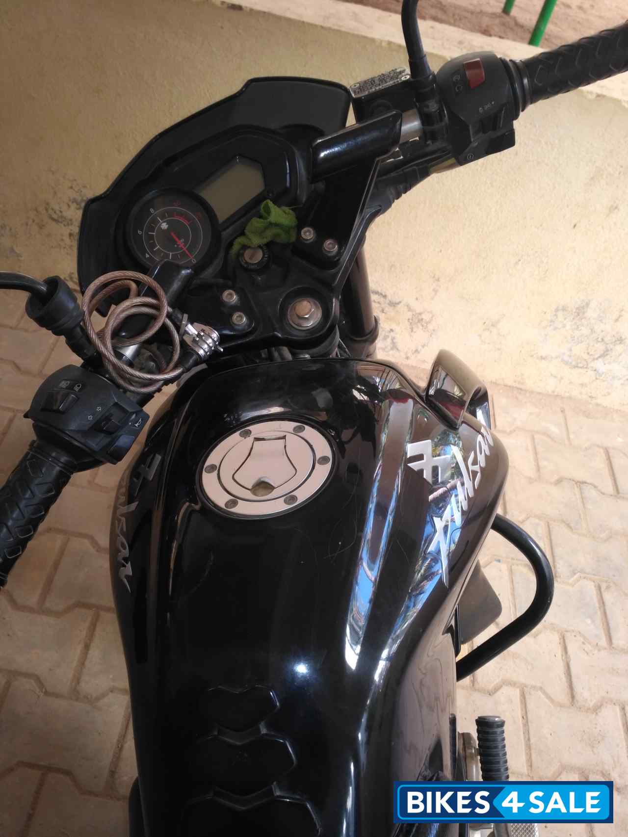 Black Bajaj Pulsar 135LS