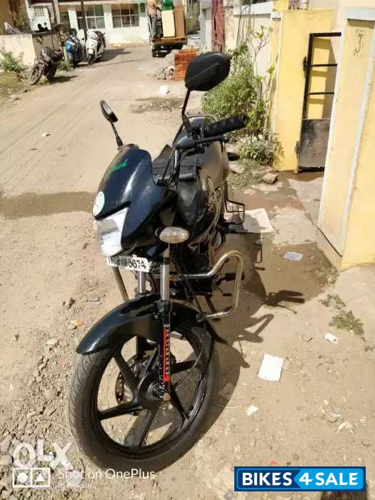 Black Honda CB Shine