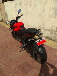 Red Bajaj Pulsar 200 NS