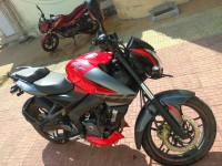 Red Bajaj Pulsar 200 NS