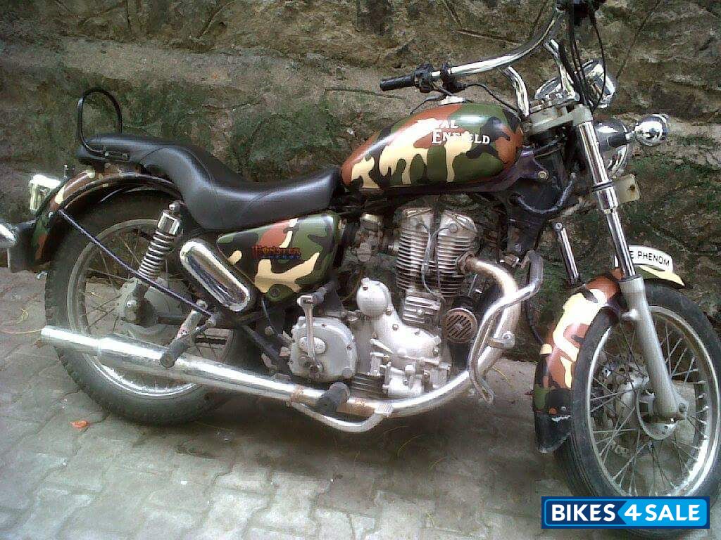 Army Green Royal Enfield Thunderbird 350 Army Green Royal Enfield Thunderbird 350